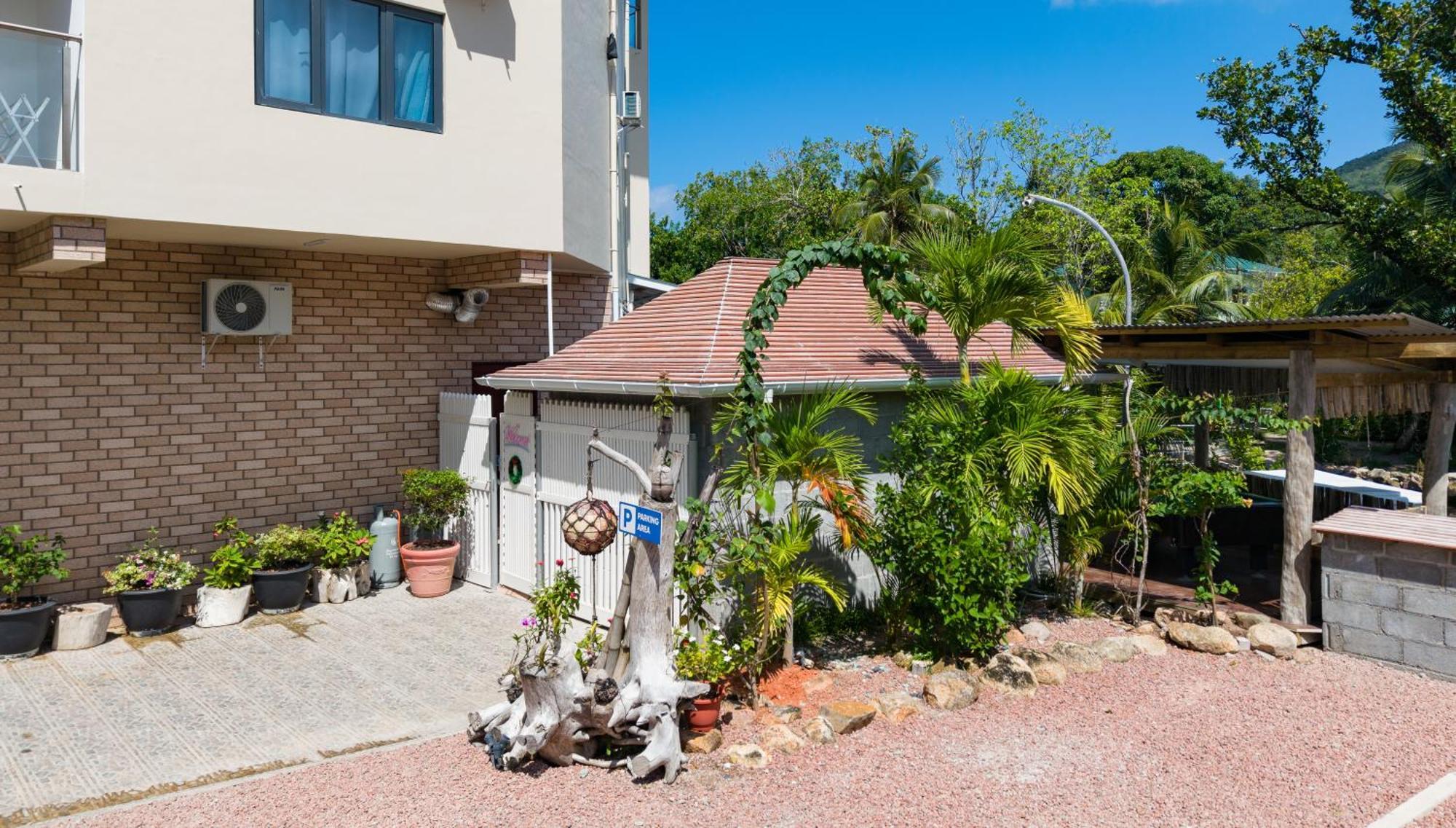 Bijoutier Apartments Grand Anse  Extérieur photo